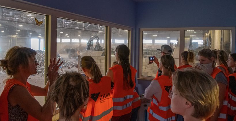 in-der-leitwarte-der-mechanisch-biologischen-abfallbehandlungsanlage-croebern-hier-wird-der-restabfall-und-sperrmuell-aus-leipzig-und-dem-landkreis-leipzig-behandelt