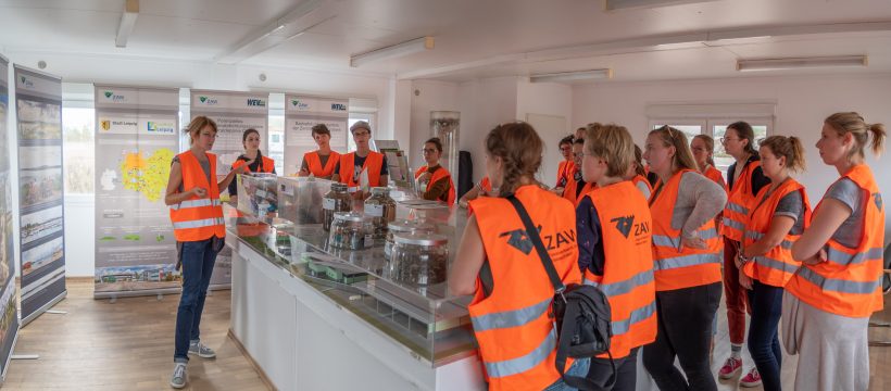 was-passiert-mit-den-abfaellen-nach-der-tonne-diese-frage-wird-im-infocenter-des-entsorgungsstandortes-croebern-beantwortet-1